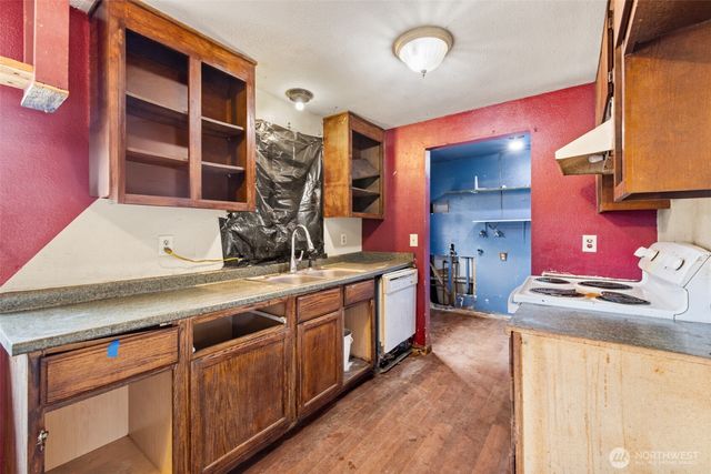 31 Sunrise Place, Port Angeles, WA 98362