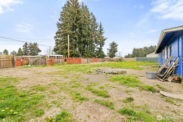 31 Sunrise Place, Port Angeles, WA 98362