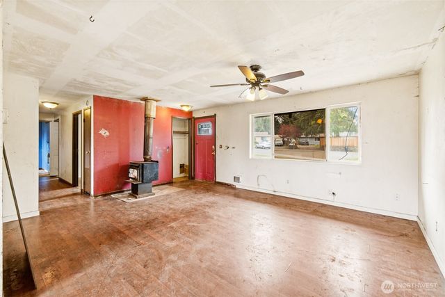31 Sunrise Place, Port Angeles, WA 98362