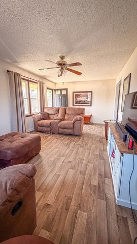 301 McQuade Cir, Mcminnville, TN 37110