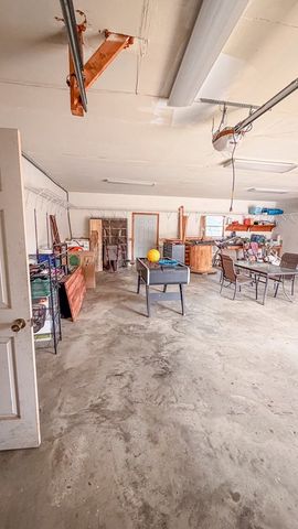 301 McQuade Cir, Mcminnville, TN 37110
