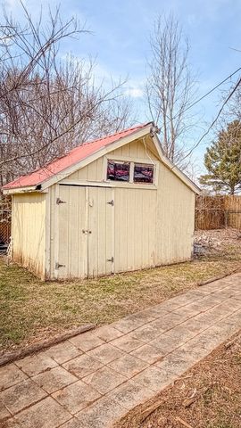 301 McQuade Cir, Mcminnville, TN 37110