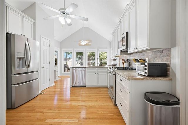 414 Middle Valley Lane, Woodstock, GA 30189