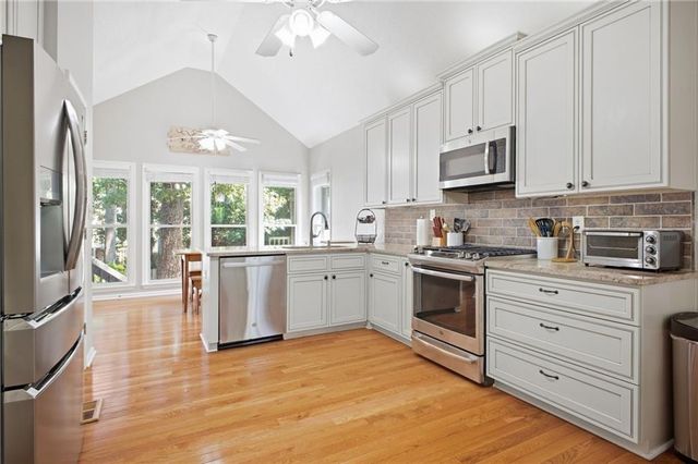 414 Middle Valley Lane, Woodstock, GA 30189