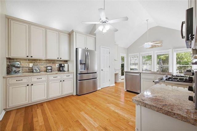 414 Middle Valley Lane, Woodstock, GA 30189