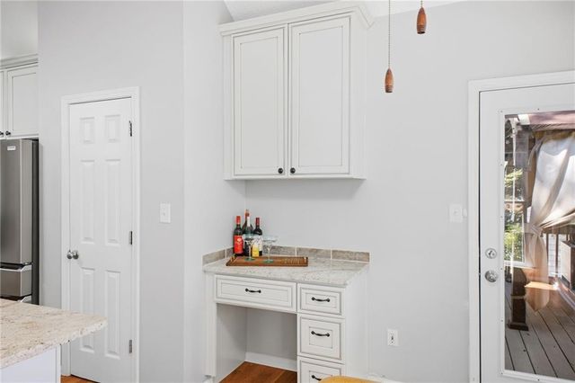 414 Middle Valley Lane, Woodstock, GA 30189