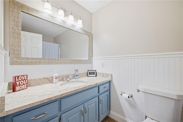 414 Middle Valley Lane, Woodstock, GA 30189