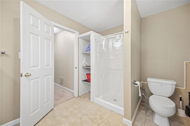 414 Middle Valley Lane, Woodstock, GA 30189