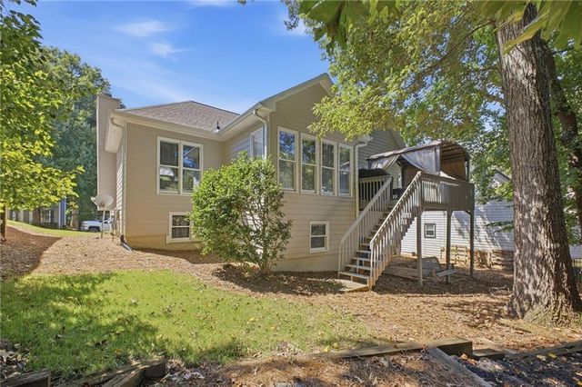 414 Middle Valley Lane, Woodstock, GA 30189