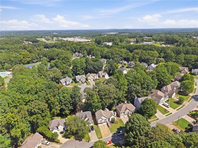 414 Middle Valley Lane, Woodstock, GA 30189