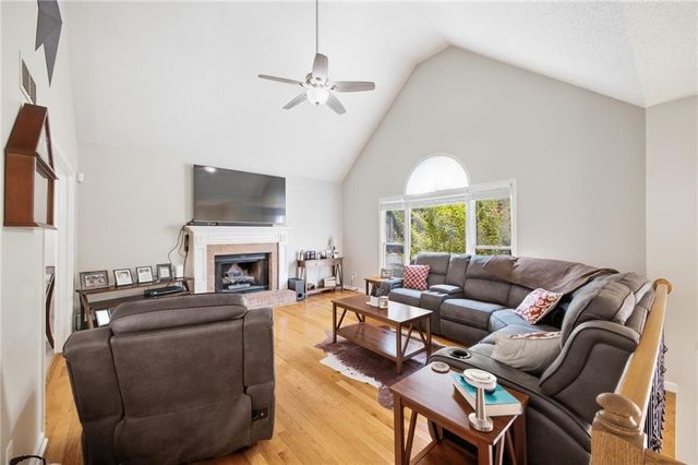 414 Middle Valley Lane, Woodstock, GA 30189