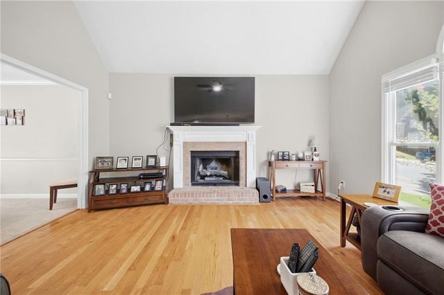 414 Middle Valley Lane, Woodstock, GA 30189