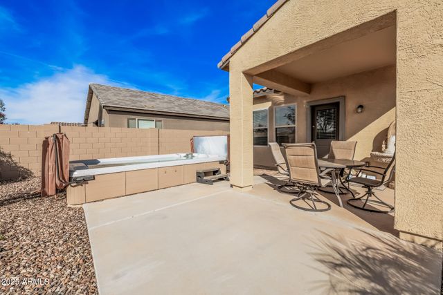 30450 N ZIRCON Drive, San Tan Valley, AZ 85143