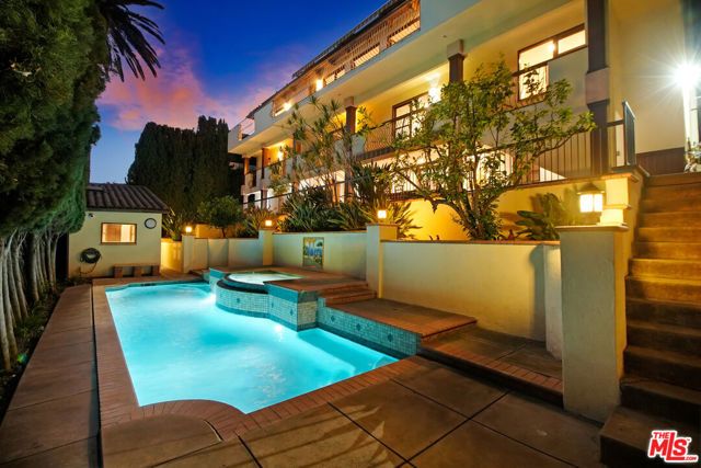 6640 Whitley Terrace, Los Angeles, CA 90068