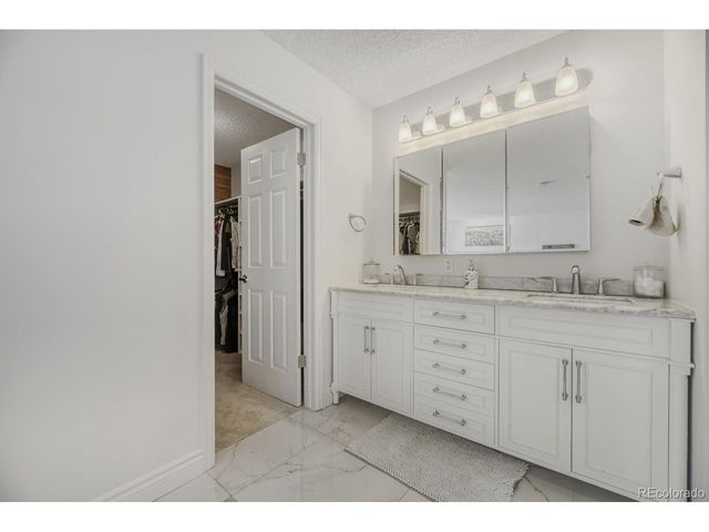 3871 E Euclid Ave, Centennial, CO 80121