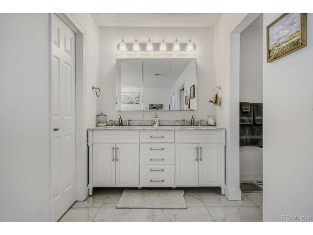 3871 E Euclid Ave, Centennial, CO 80121