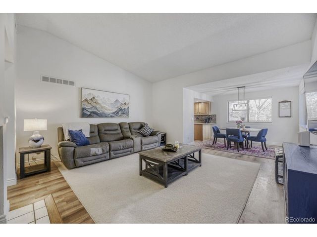 3871 E Euclid Ave, Centennial, CO 80121