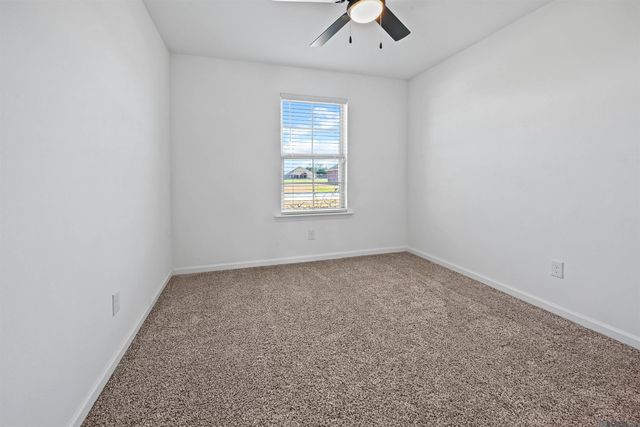 23074 Riverbank St, Vacherie, LA 70090