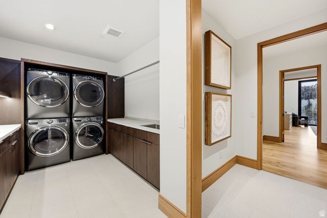 314 WHITE PINE CANYON RD, Park City, UT 84060