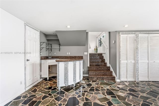 1419 Crest Dr, Lake Worth, FL 33461