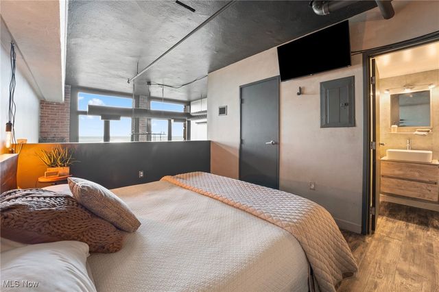 1133 W 9th Street 315, Cleveland, OH 44113