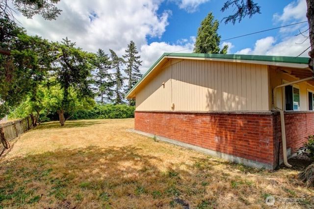 21 SW 8th Avenue, Oak Harbor, WA 98277