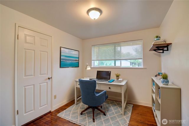 21 SW 8th Avenue, Oak Harbor, WA 98277
