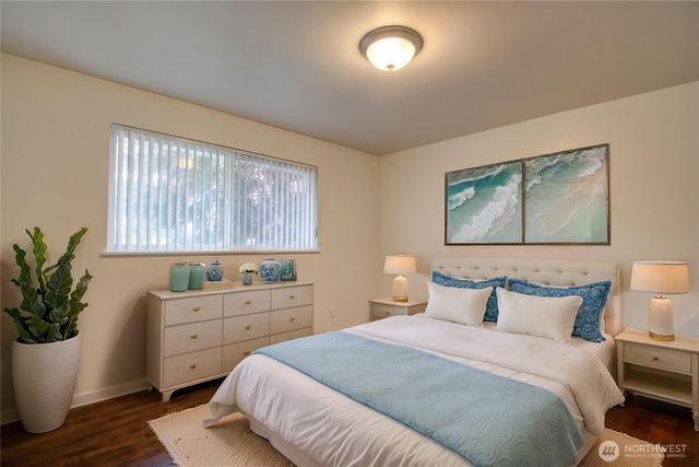 21 SW 8th Avenue, Oak Harbor, WA 98277