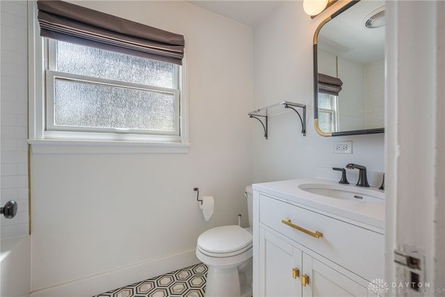 144 Patterson Road, Oakwood, OH 45419