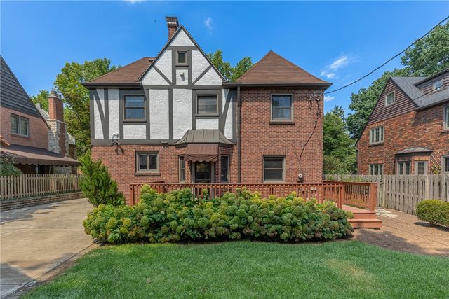 144 Patterson Road, Oakwood, OH 45419