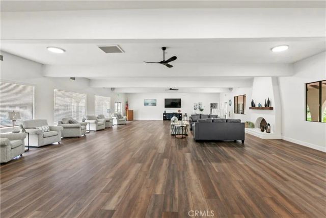 519 W Taylor 340, Santa Maria, CA 93458