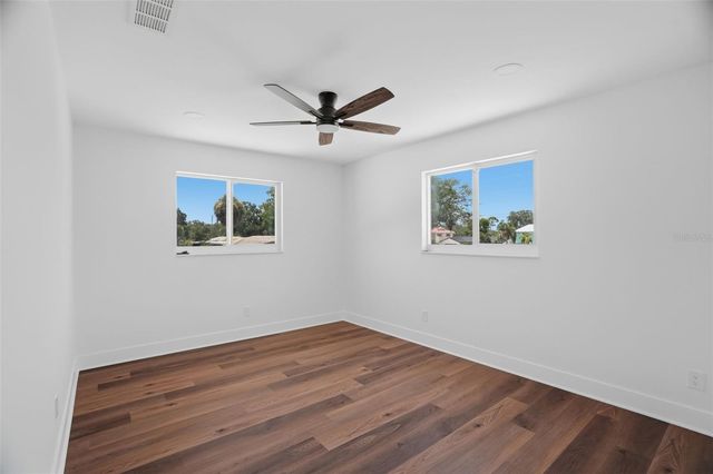 5101 DOVER STREET NE, St Petersburg, FL 33703