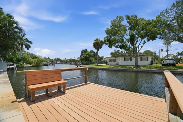 5101 DOVER STREET NE, St Petersburg, FL 33703