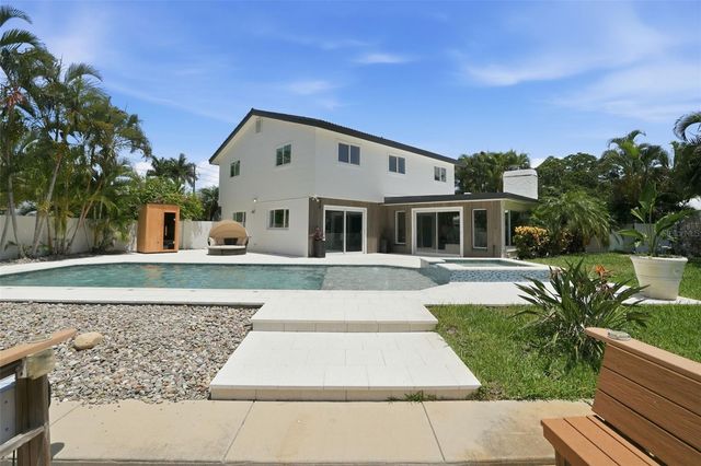 5101 DOVER STREET NE, St Petersburg, FL 33703