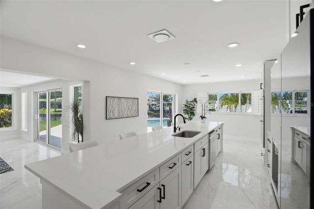 5101 DOVER STREET NE, St Petersburg, FL 33703