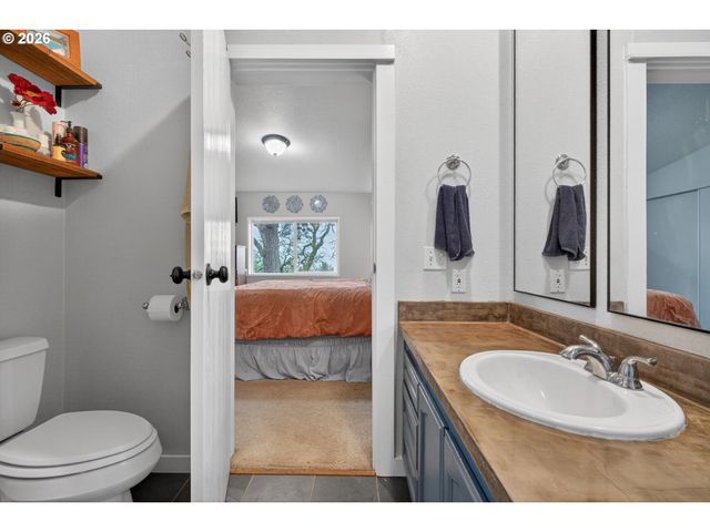 32895 Ne OLD PARRETT MOUNTAIN Rd, Newberg, OR 97132