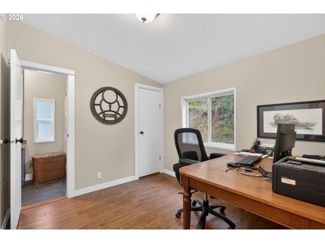 32895 Ne OLD PARRETT MOUNTAIN Rd, Newberg, OR 97132