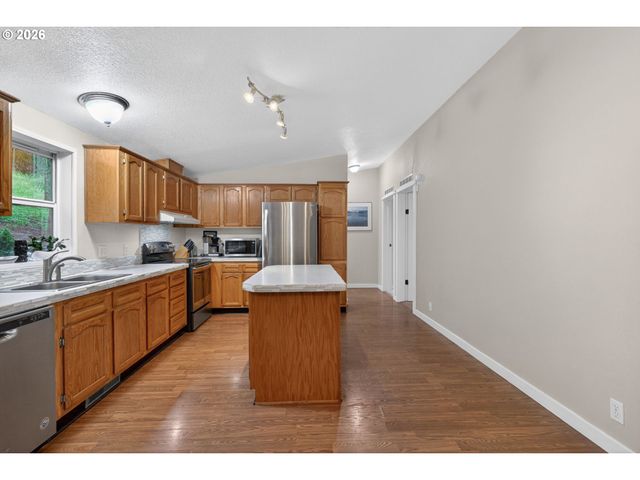 32895 Ne OLD PARRETT MOUNTAIN Rd, Newberg, OR 97132