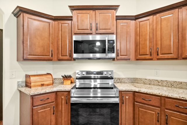 3133 Carrie Taylor Cir, Clarksville, TN 37043
