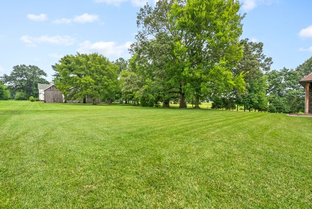 3133 Carrie Taylor Cir, Clarksville, TN 37043