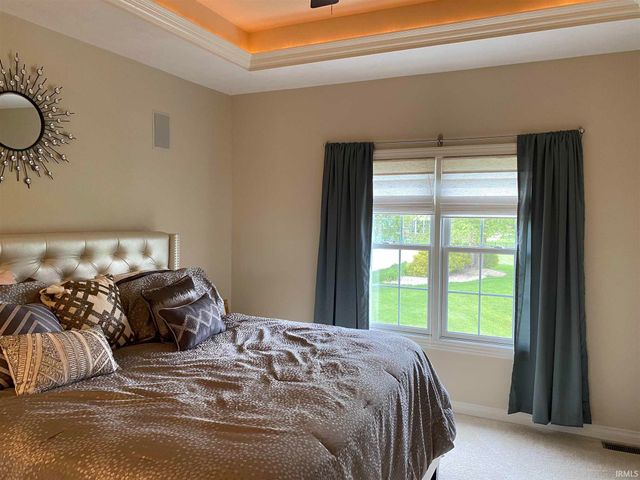 2072 Pheasant Ridge Drive, Warsaw, IN 46580