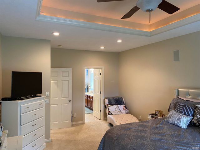 2072 Pheasant Ridge Drive, Warsaw, IN 46580