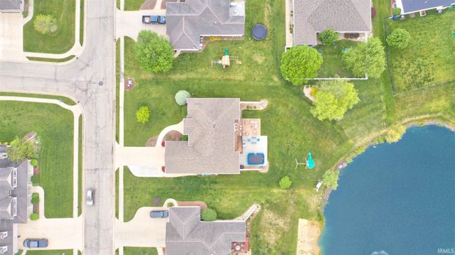 2072 Pheasant Ridge Drive, Warsaw, IN 46580
