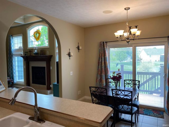 2072 Pheasant Ridge Drive, Warsaw, IN 46580