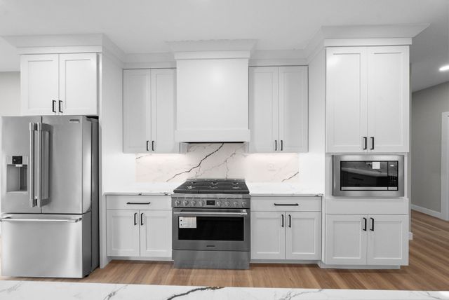 6105 W 54th St Street, Sioux Falls, SD 57107