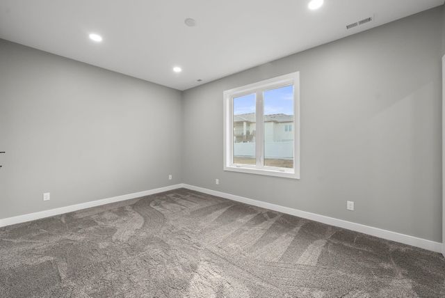 6105 W 54th St Street, Sioux Falls, SD 57107