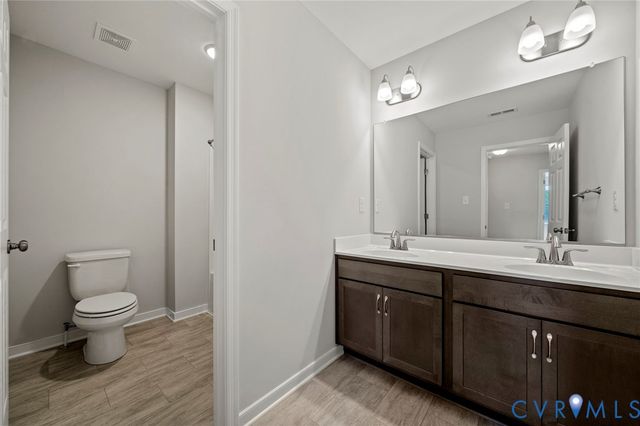 10476 Meyers Park Dr, Ashland, VA 23005