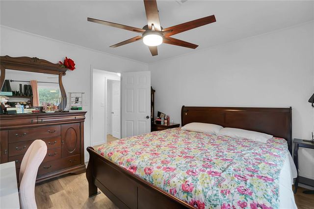121 Pine Avenue, Altus, OK 73521