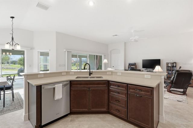 5819 WHITE IBIS RUN, The Villages, FL 32163