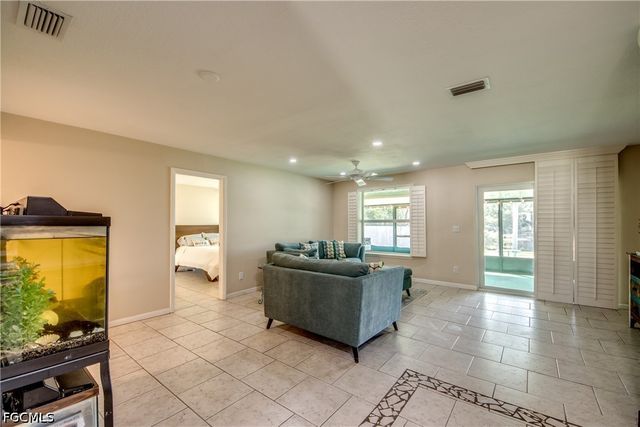 3130 Shorewood LN 1, Fort Myers, FL 33907